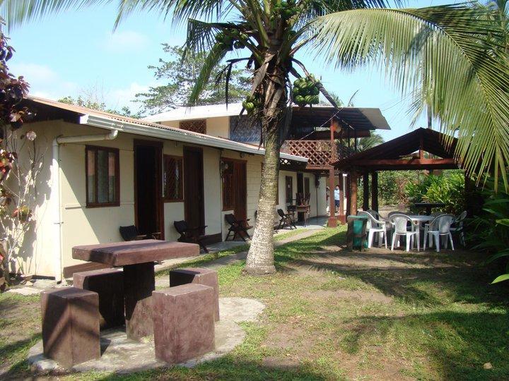 Cabinas Balcon Del Mar Tortuguero Exterior photo